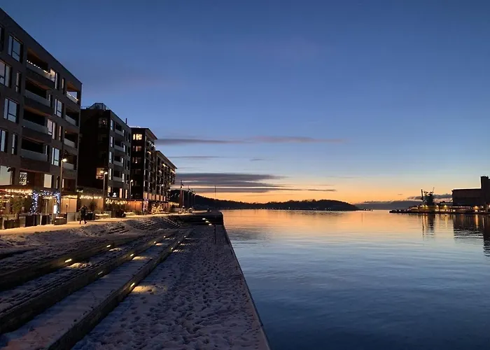 Luxury 2-Bedroom Apartment With Seaview In Oslo City Center
