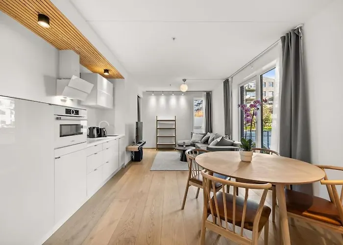 Luxury 2-Bedroom Apartment With Seaview In Oslo City Center